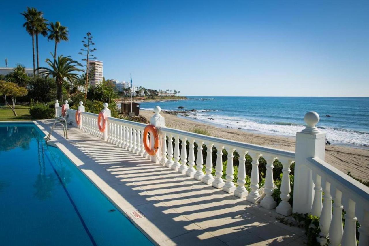 Holidays2Mijas Costa Lubina Del Sol Frontline Beach, Pool, Terrace, Seaview & Parking Sitio de Calahonda Exteriör bild